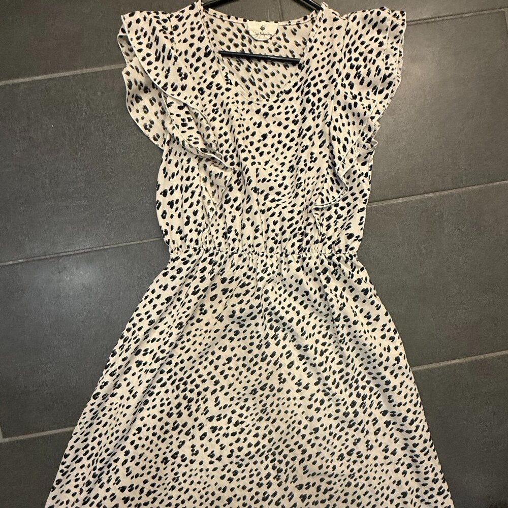 Chic & Classy Cheetah Ruffle Sleeve Dress